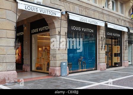 padova ponte molino vendita louis vuitton usate|Louis Vuitton Padova Store in Padova, Italy .